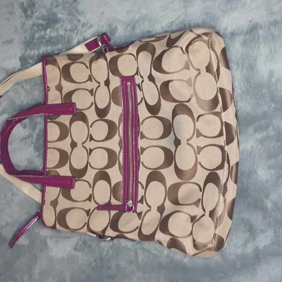 Coach~Signature Stripe Foldover with Crossbody Strap - Picture 4 of 11